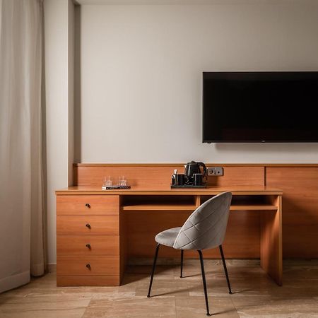 Hotel Sb Express טראגונה מראה חיצוני תמונה