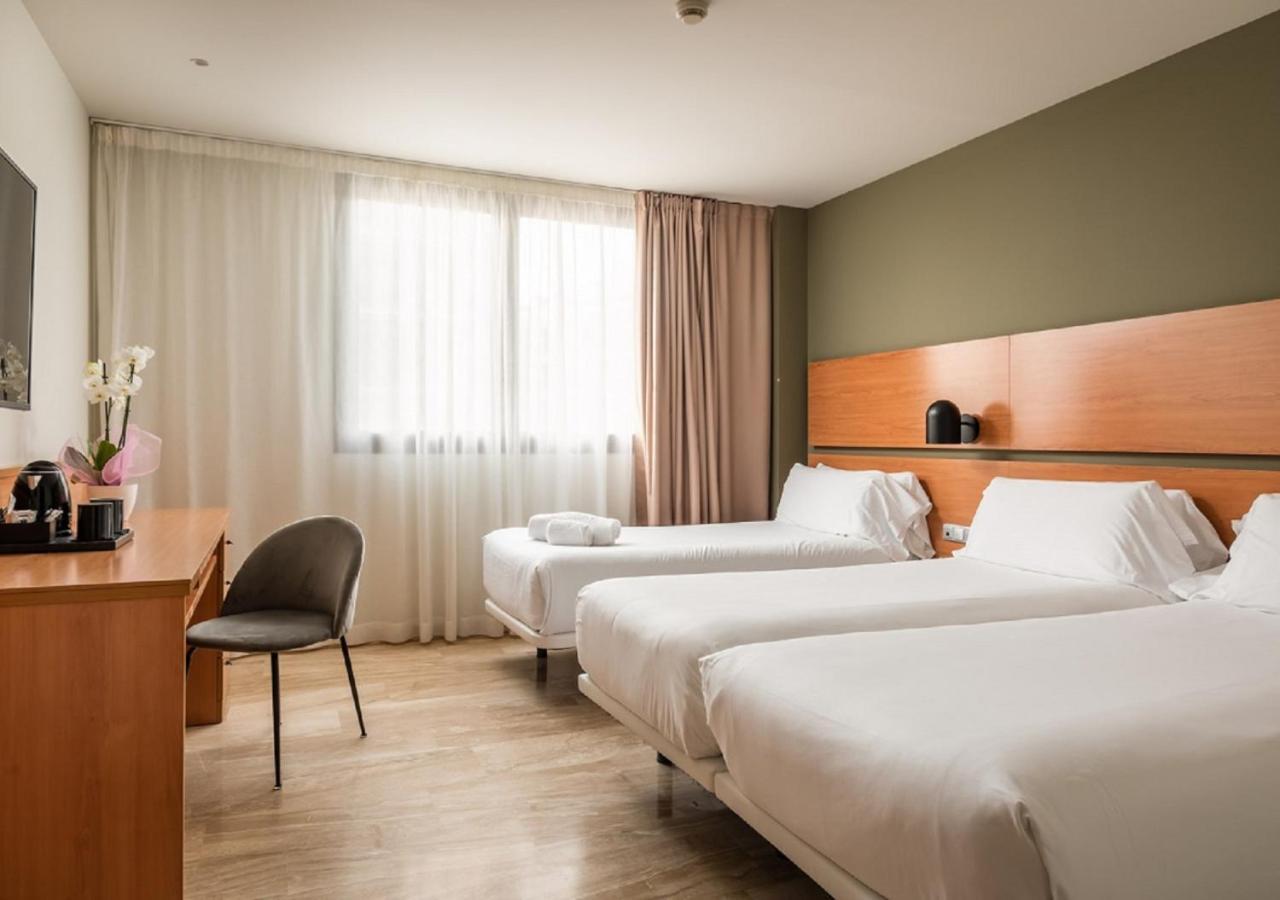 Hotel Sb Express טראגונה מראה חיצוני תמונה