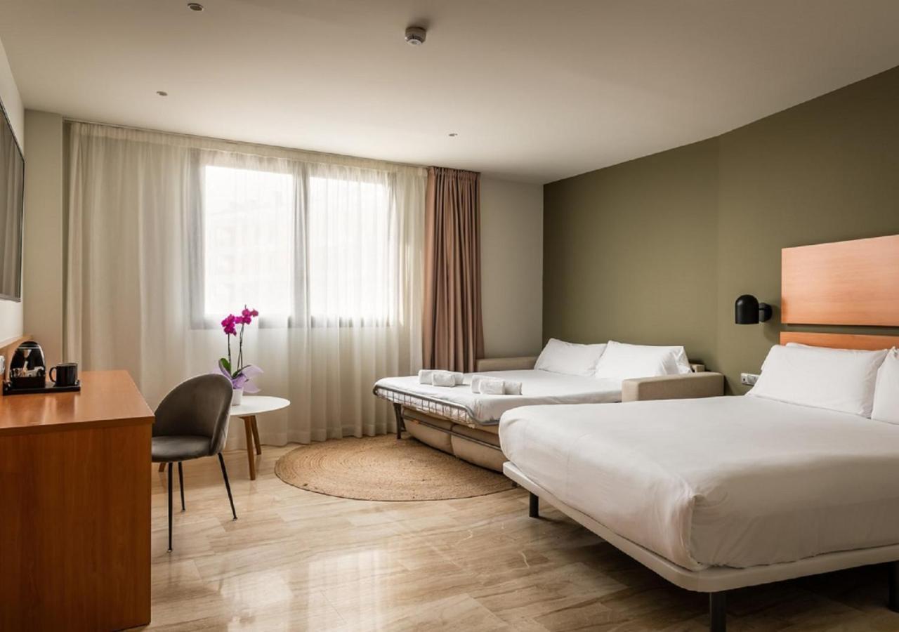 Hotel Sb Express טראגונה מראה חיצוני תמונה