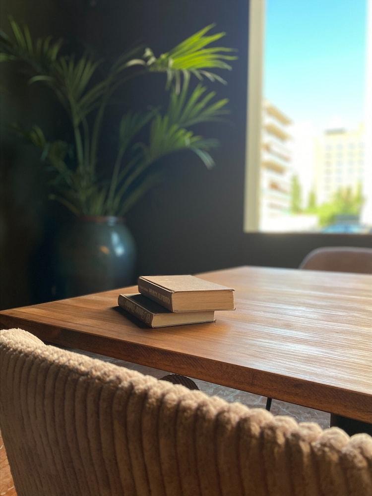 Hotel Sb Express טראגונה מראה חיצוני תמונה
