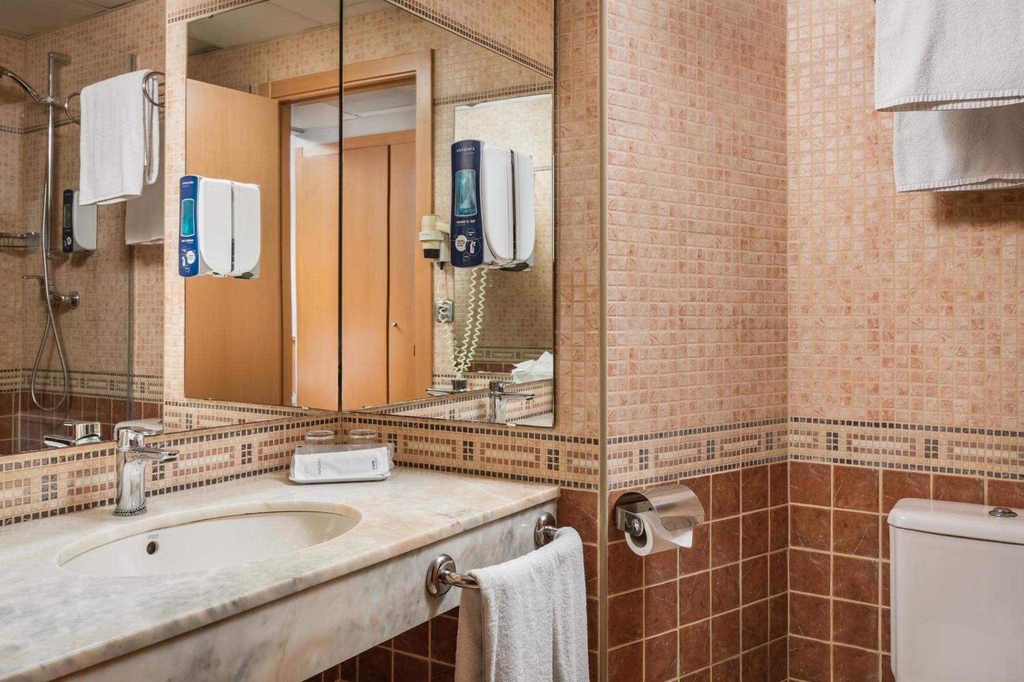 Hotel Sb Express טראגונה מראה חיצוני תמונה
